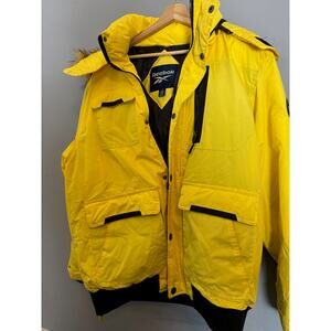 Reebok China‑Made Insulated Winter Parka Jacket Yellow Faux Fur Hood Size L